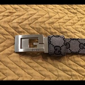 Authentic Gucci Navy Blue Belt with Silver “G”